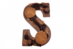 Chocoladeletter met Stroopwafel (225 gram) - Melk, verkrijgbaar in de letter S, verpakt in luxe doos.